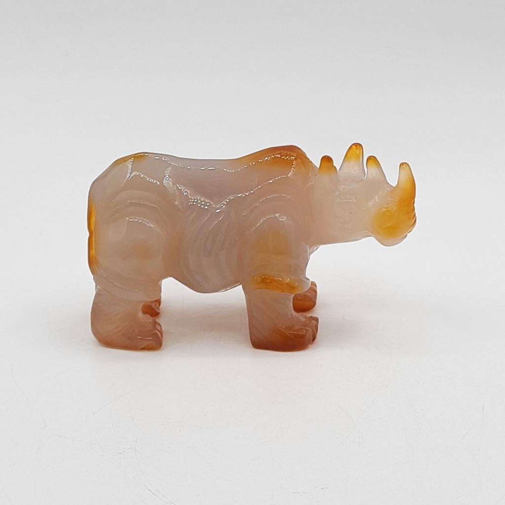 "Носорог", агат