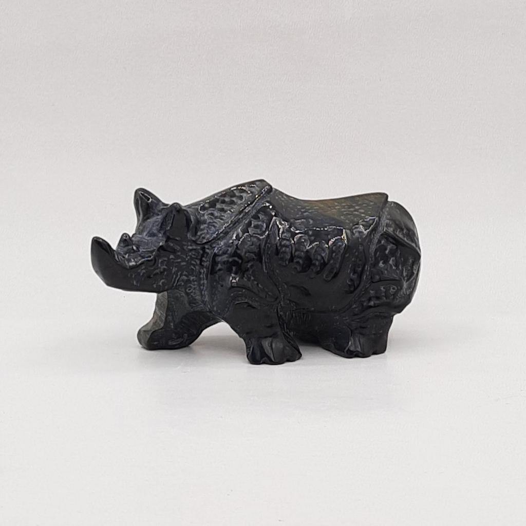 "Носорог", тигрово-соколиный глаз