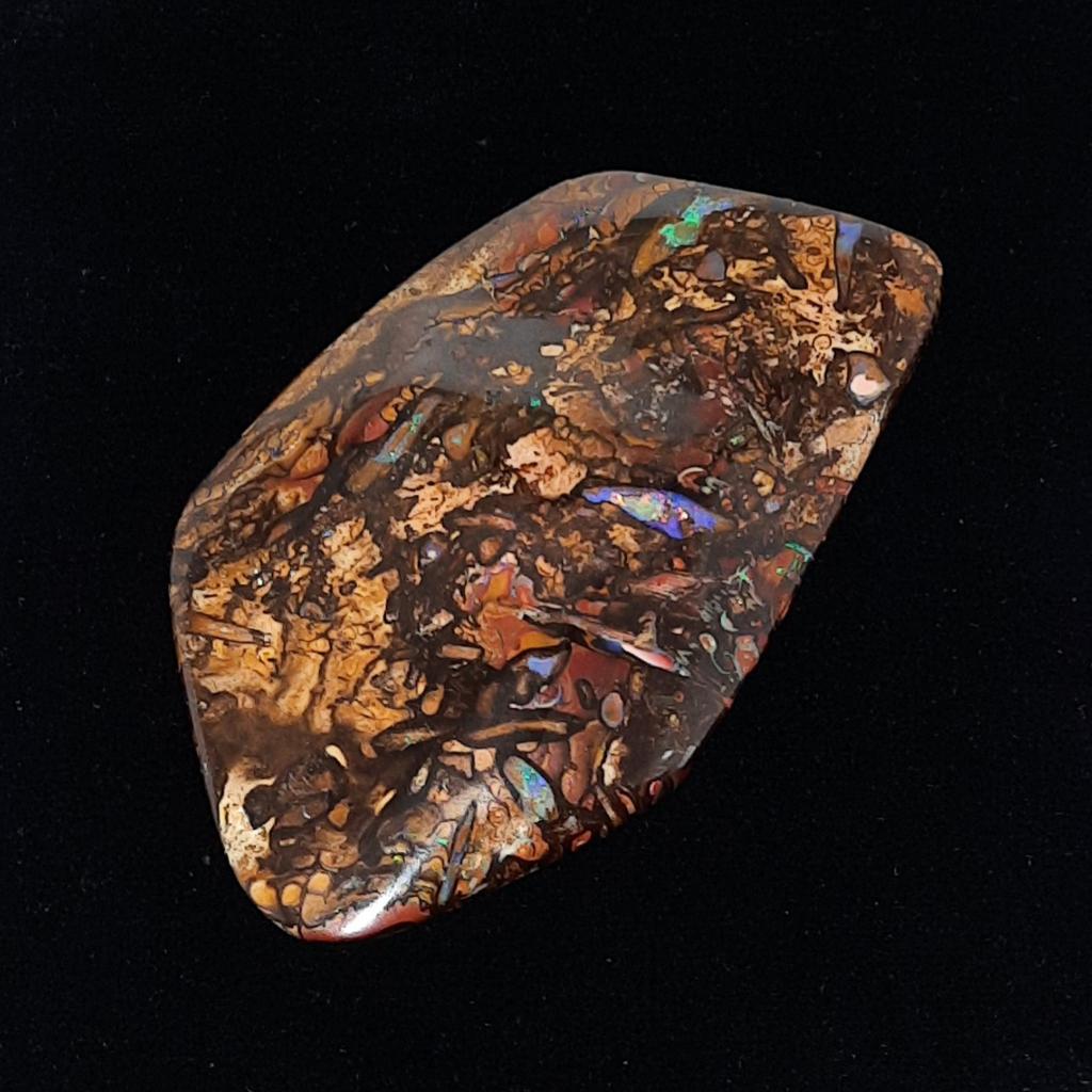 Болдер(boulder) опал, приполировка, Австралия