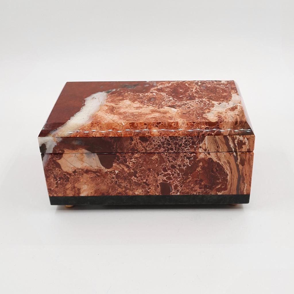 Шкатулка, яшма