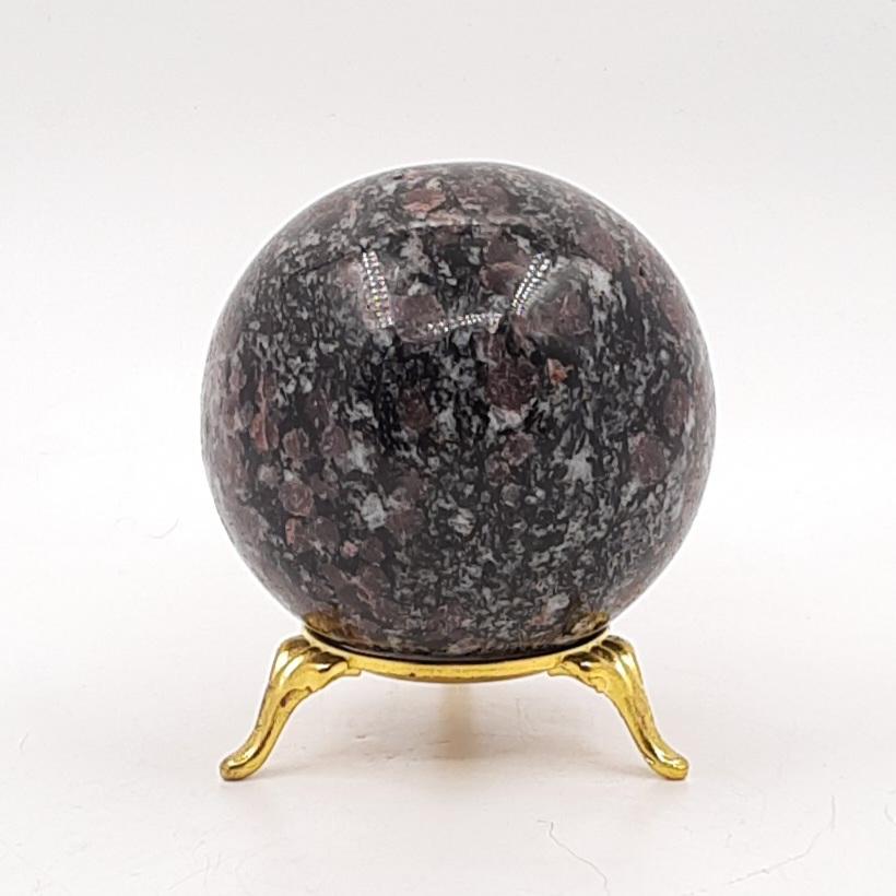 Шар, гранат в кварце, Индия