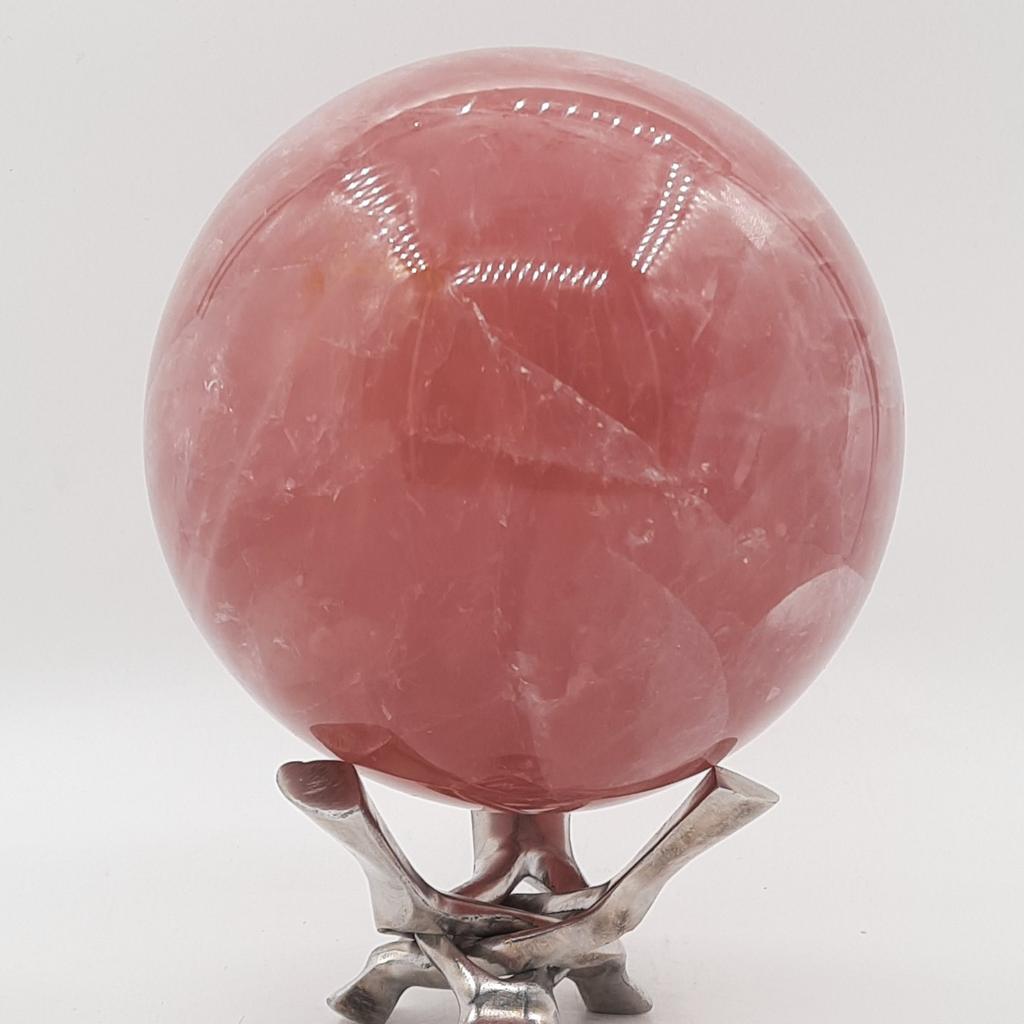 Шар, розовый кварц, Мадагаскар
