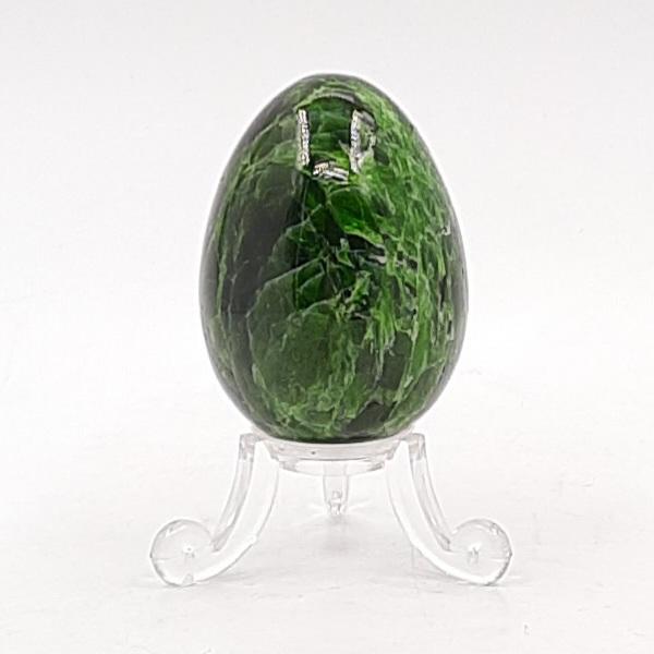 Яйцо, хромдиопсид, Россия, Республика Саха, Алдан