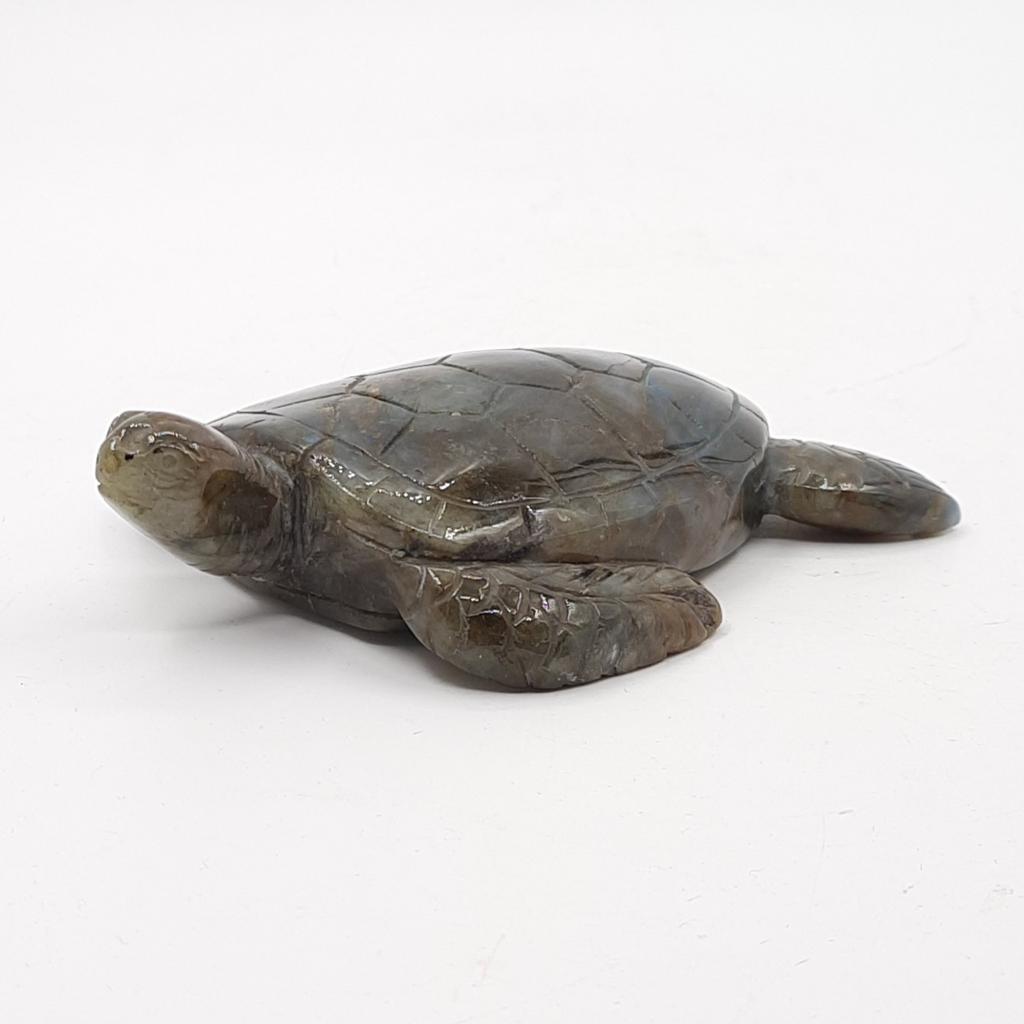 "Черепаха морская", лабрадорит