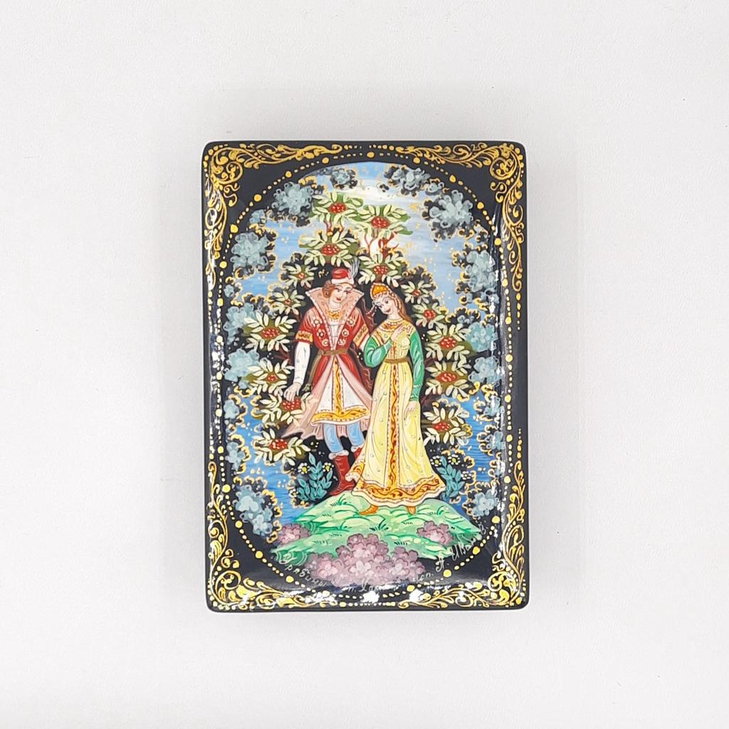 Шкатулка лаковая "У рябины". Холуй