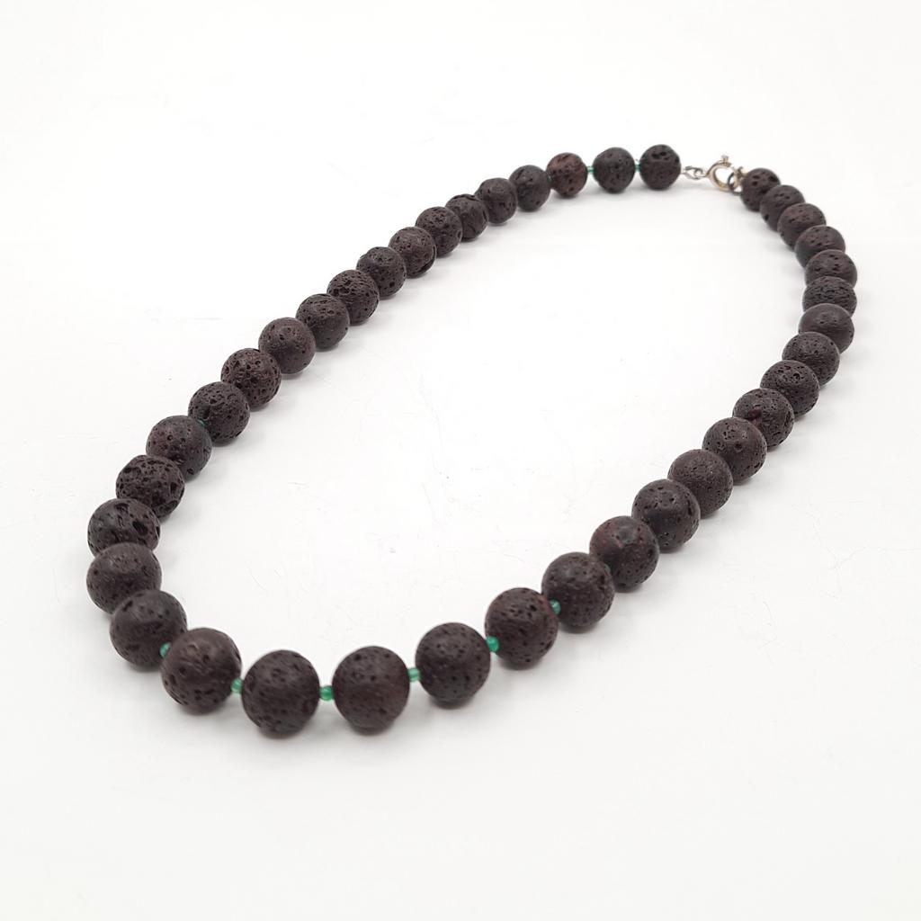 Бусы, вулканическая лава