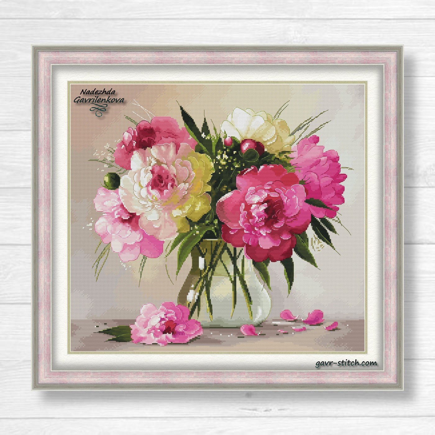 Розовые пионы