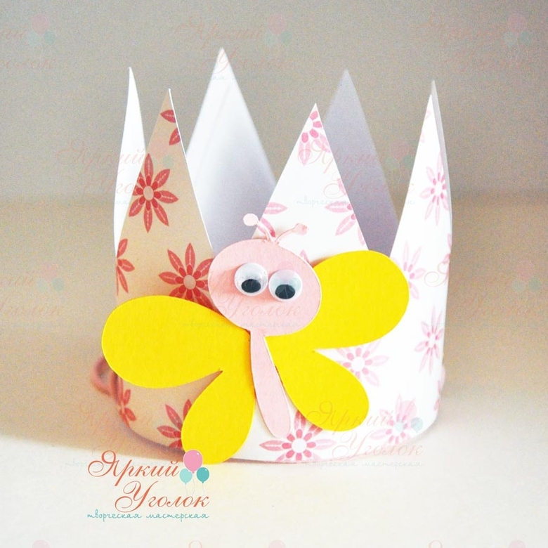 Корона с многослойной бабочкой