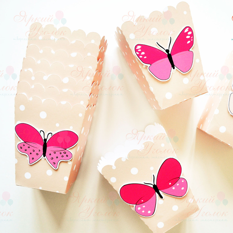 Стаканчики для сладостей или попкорна с напечатанным декором Бабочки 1