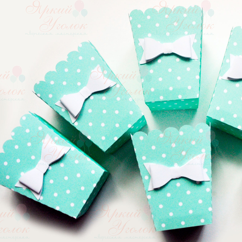 Стаканчики для сладостей или попкорна с объемным декором бантики