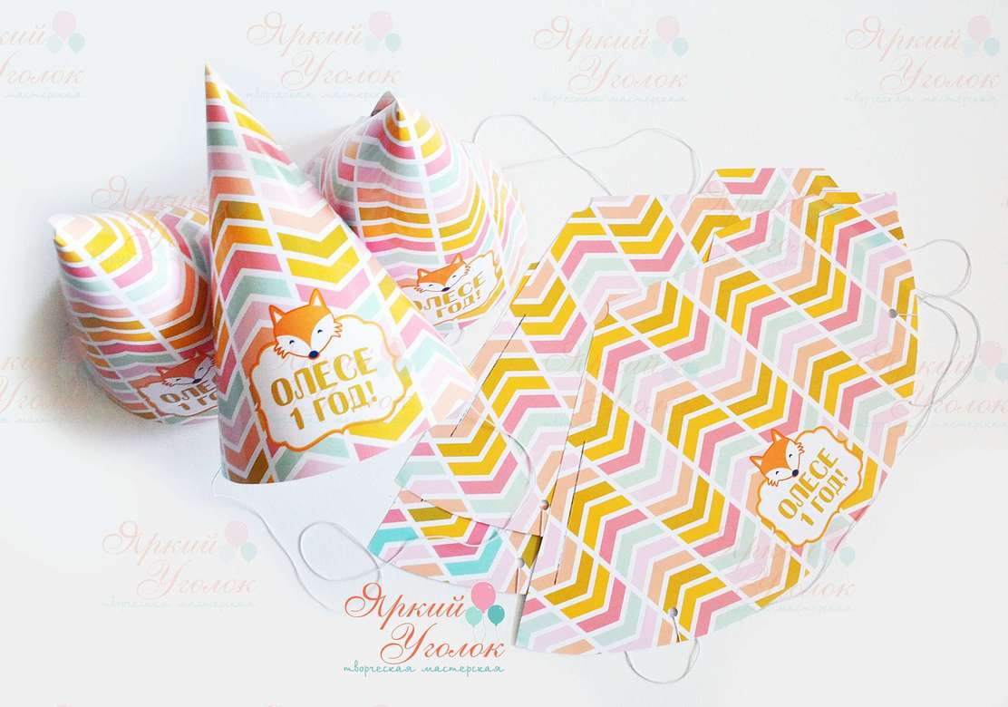 Колпачки яркие с напечатанным рисунком "Лисята"