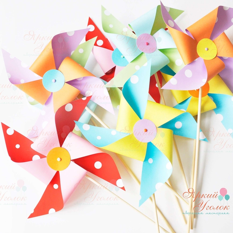Декоративные вертушки яркие