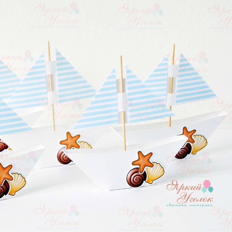 Бонбоньерка в форме корабликов с декором