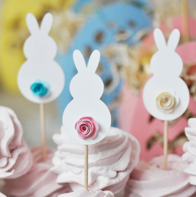 Топперы фигурные пасхальные "Зайки" с цветочками