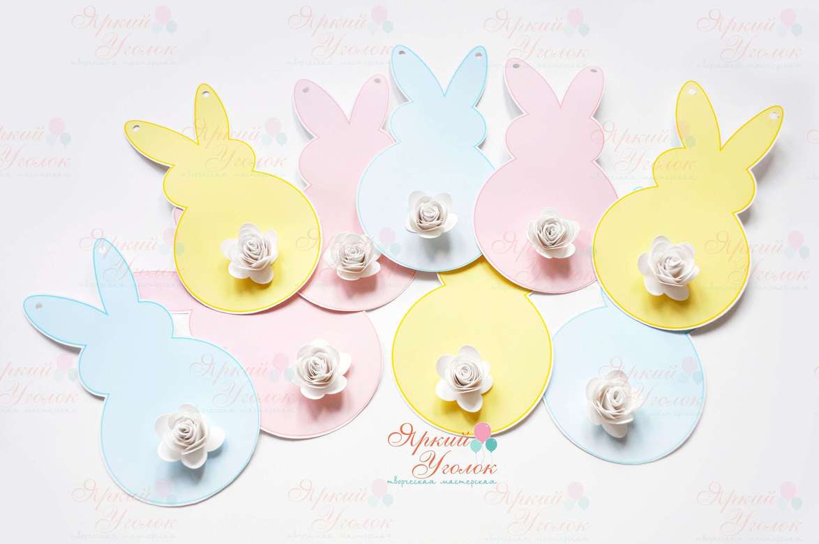 Пасхальная гирлянда - зайки с объемными цветочками