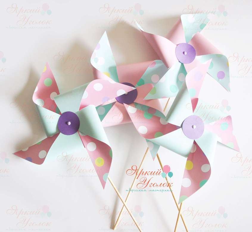 Декоративные вертушки в горошек