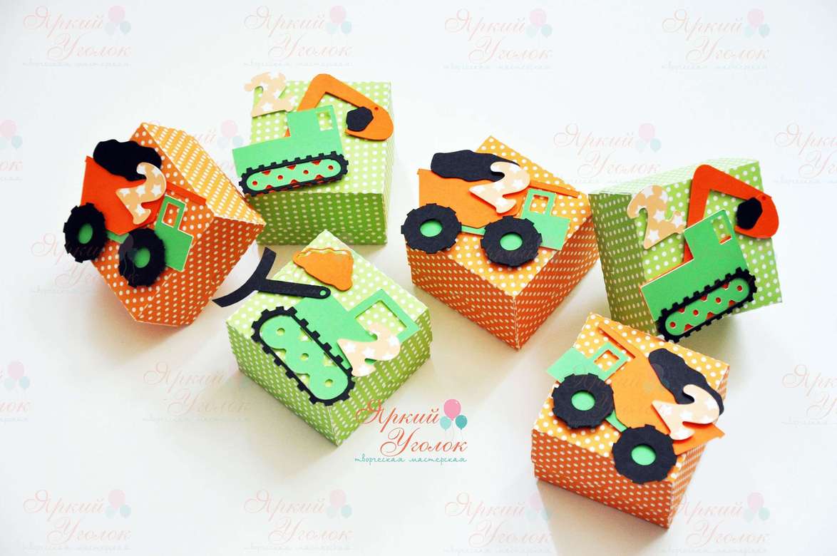 Бонбоньерки - коробочки с крышкой с декором "Стройка"