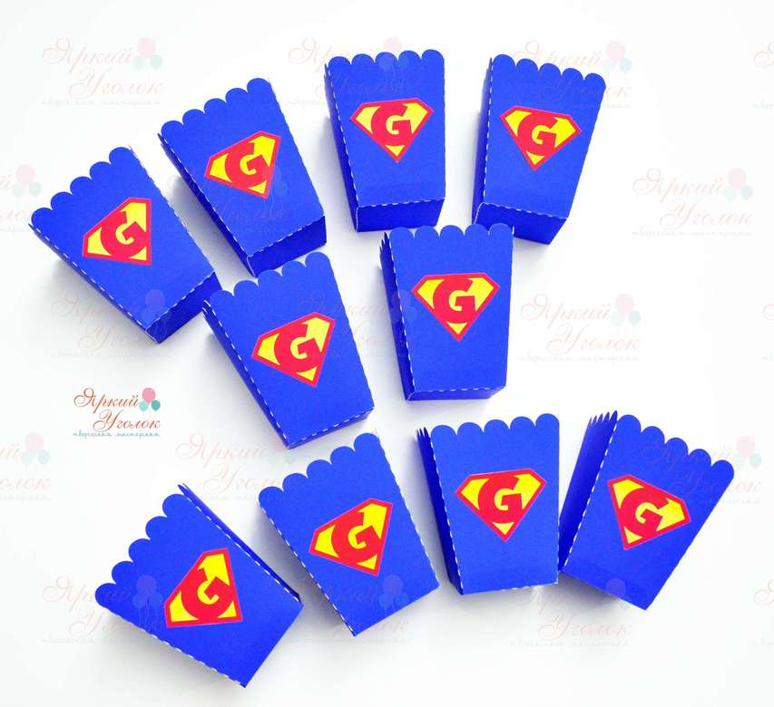 Стаканчики для сладостей или попкорна с напечатанным декором "Супергерои (комиксы)"