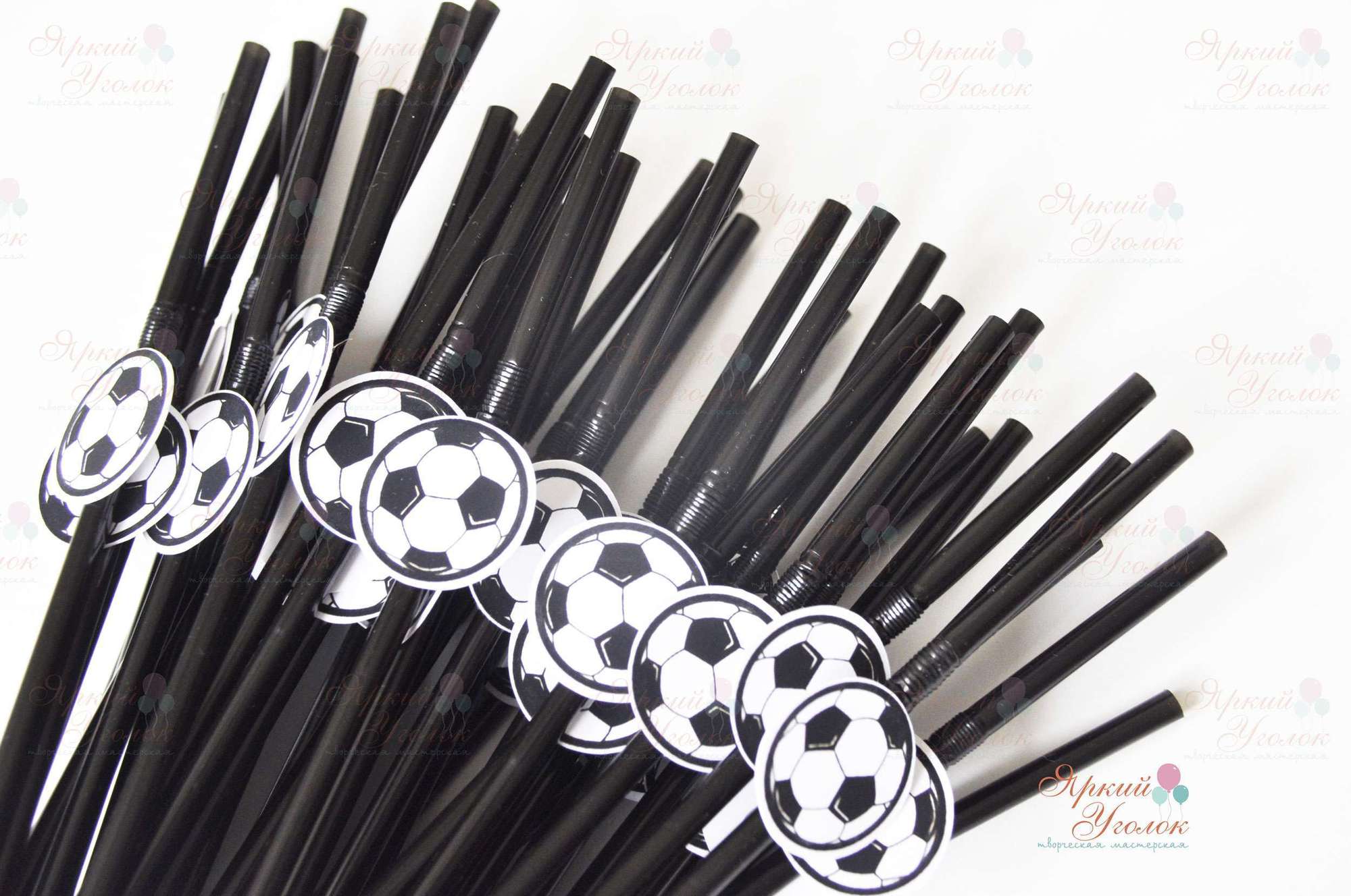 Пластиковые трубочки с декором "Футбол"