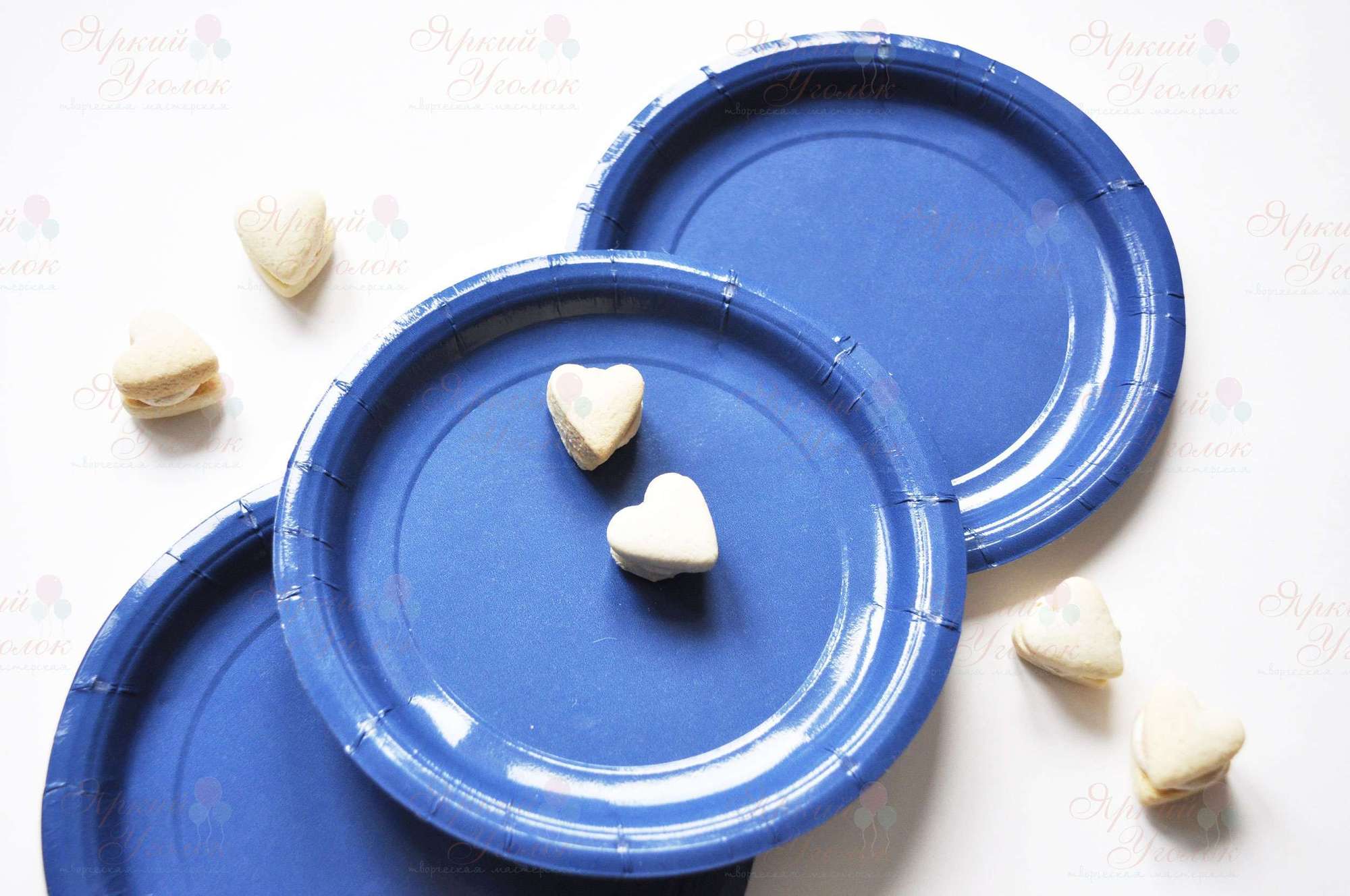 Бумажные тарелки синие