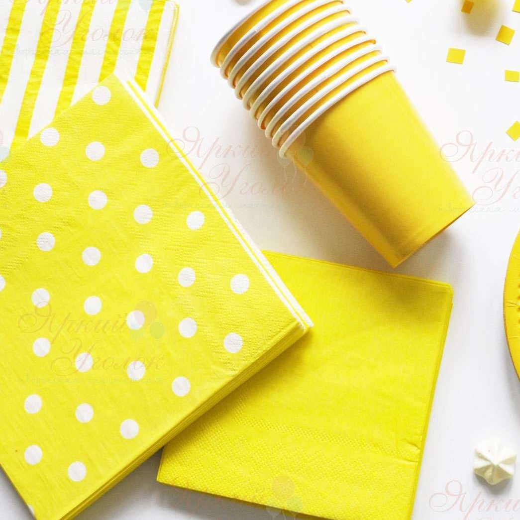 Бумажные салфетки (большие) желтые