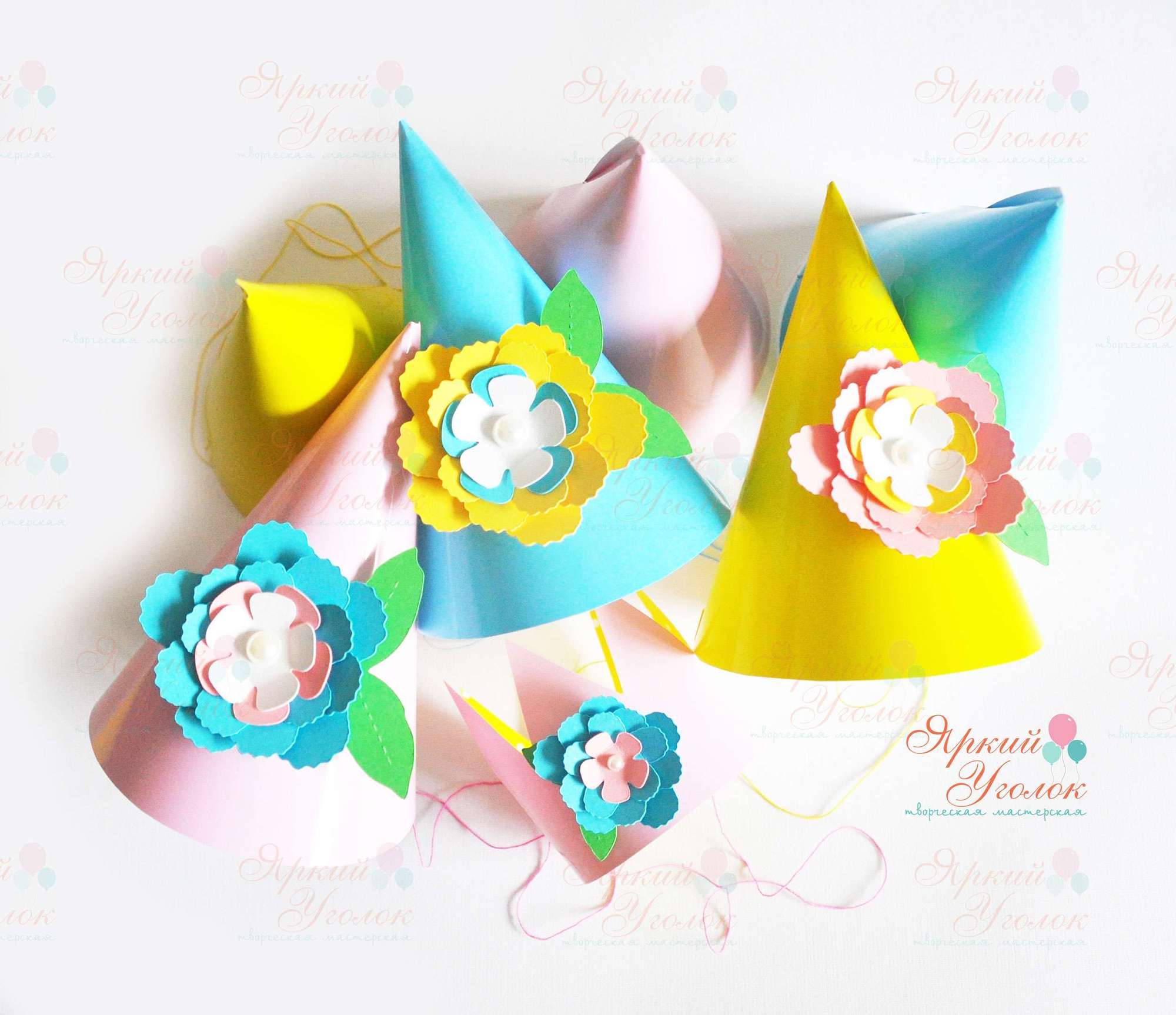 Колпачки и короны со сложным декором - с объемными цветами "Цветочки"