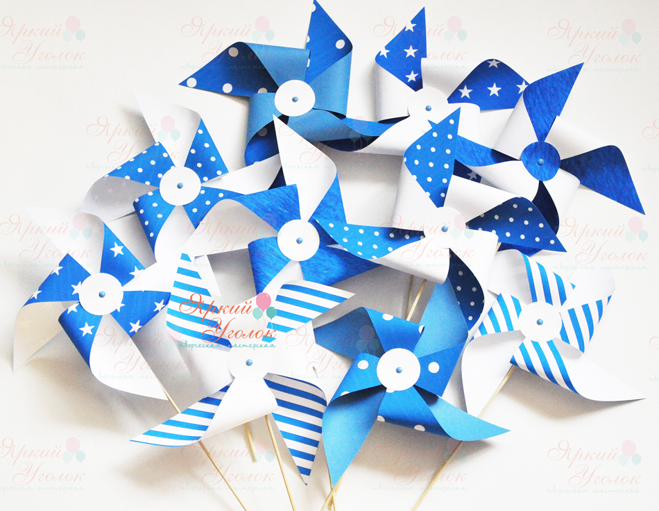 Декоративные вертушки синие