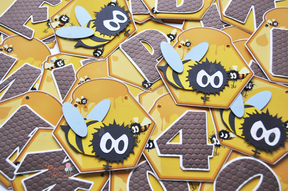 Гирлянда многослойная "Соты с пчелами"