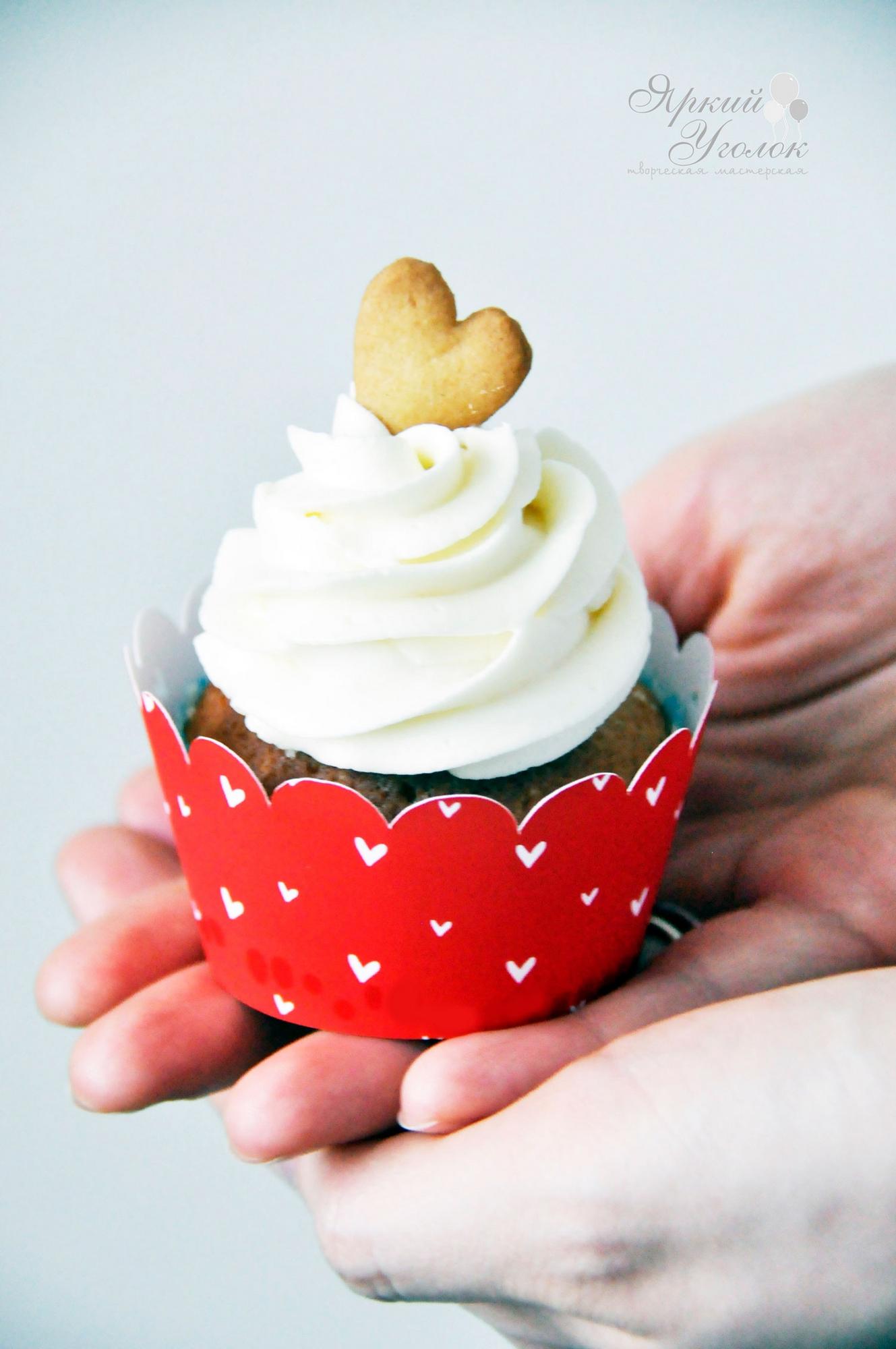 Юбочки для капкейков с сердечками