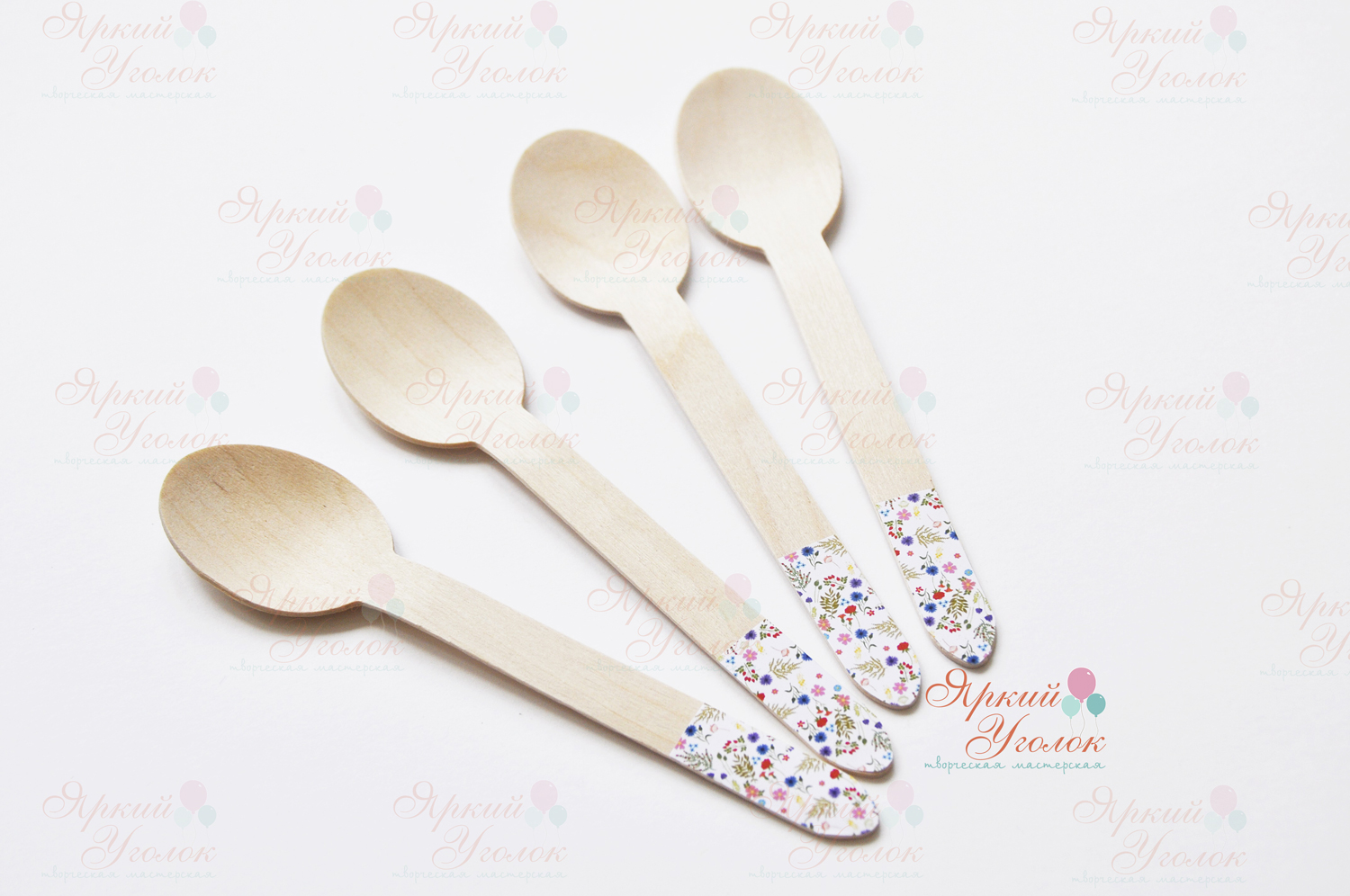 Деревянные ложечки с полевыми цветами