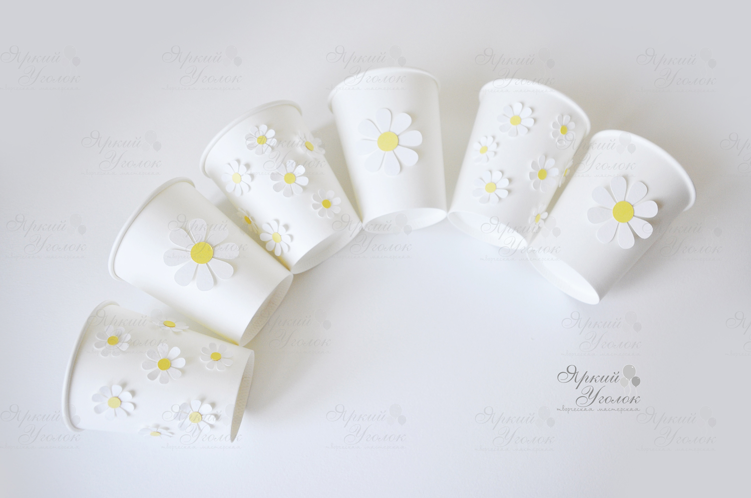 Питьевые стаканчики с объемным декором "Ромашки"