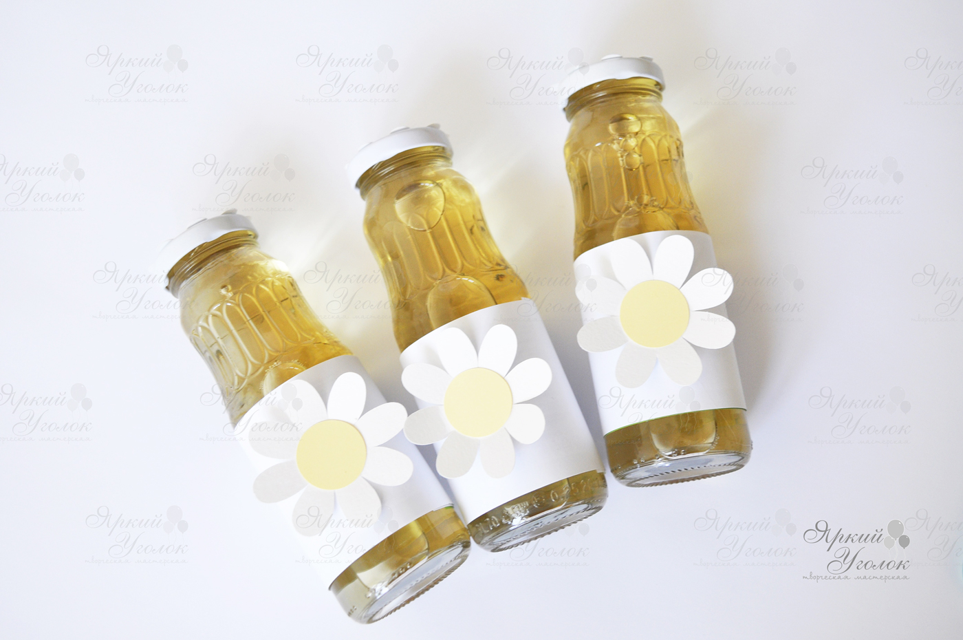 Наклейки с объемным декором "Ромашки"