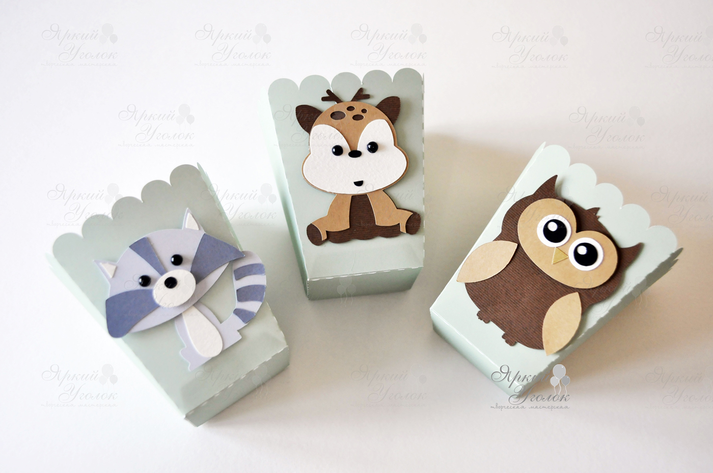 Стаканчики для сладостей или попкорна со сложным объемным декором лесные животные