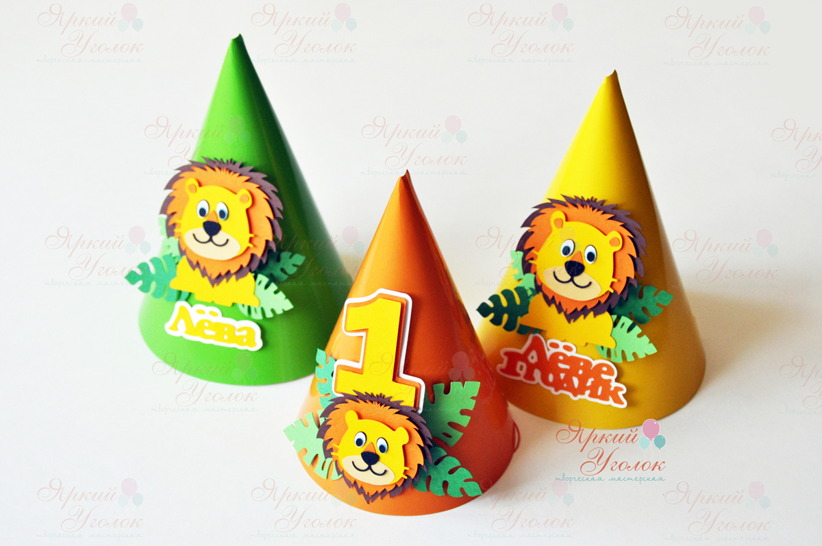 Колпачок со сложным объемным декором "Веселые Львята"