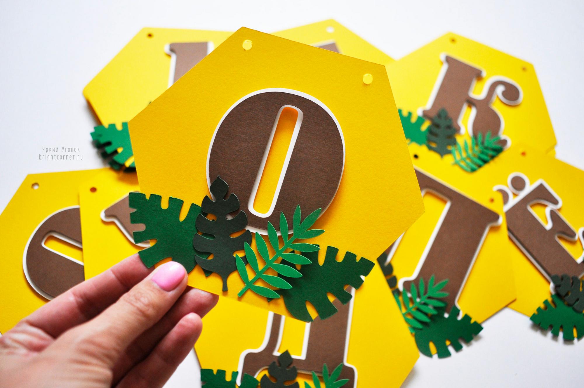 Гирлянда многослойная "Соты с листьями"