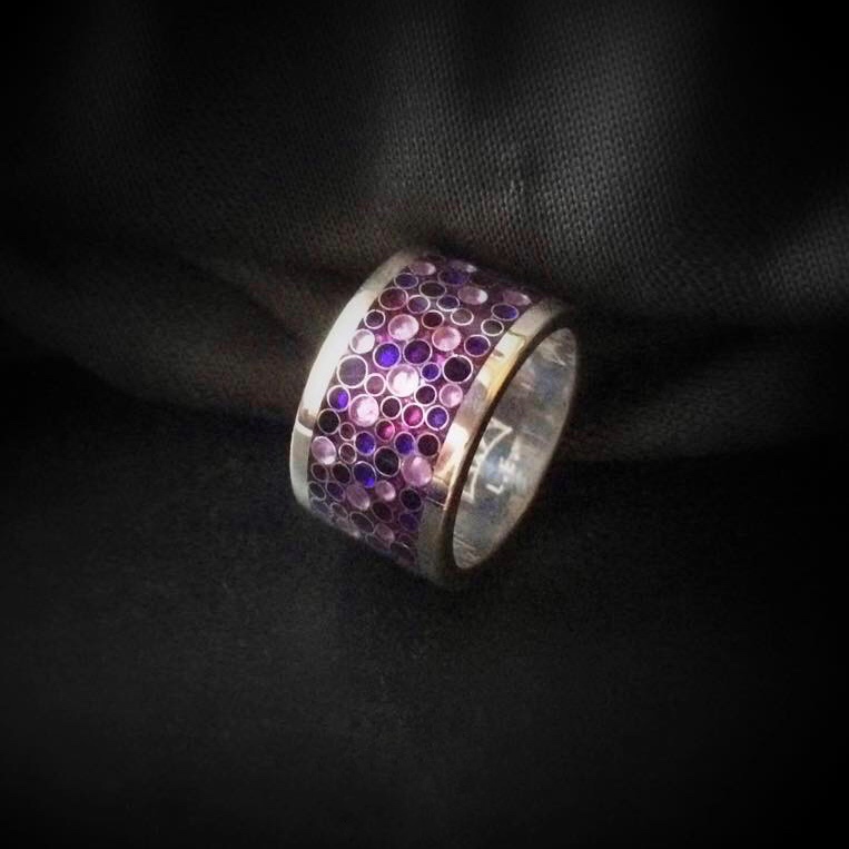 КОЛЬЦО "ФИОЛЕТОВЫЕ ТОЧКИ"