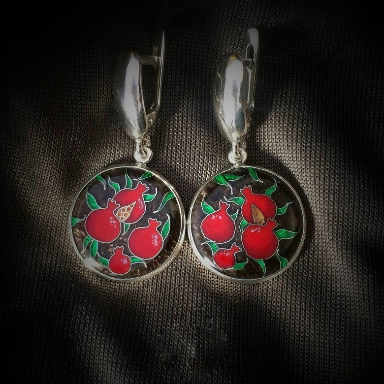 СЕРЬГИ "ГРАНАТЫ"