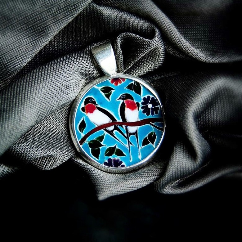 КУЛОН "ЛАСТОЧКИ"