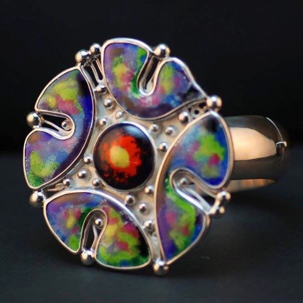 БРАСЛЕТ "ЦВЕТНАЯ ЛАВА"