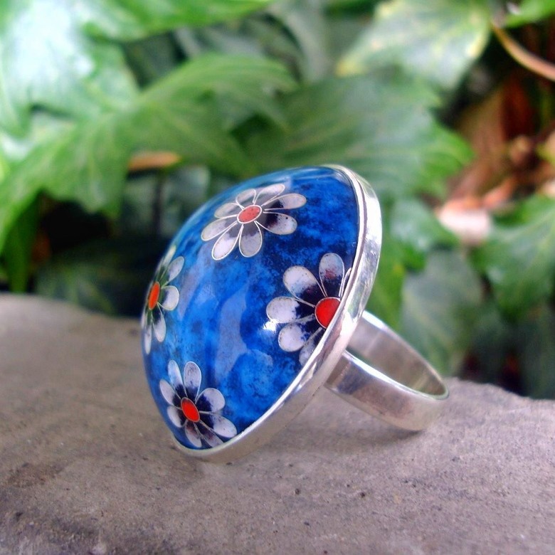 КОЛЬЦО "БЕЛЫЕ РОМАШКИ"