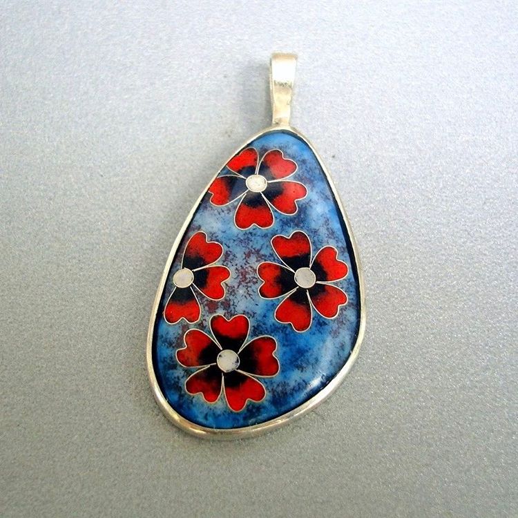 КУЛОН "КРАСНЫЕ РОМАШКИ"