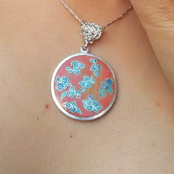 КУЛОН "ДАНА"