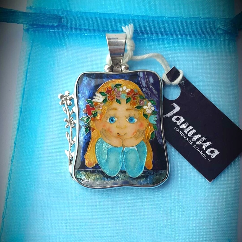 КУЛОН "ХУТОРЯНОЧКА"