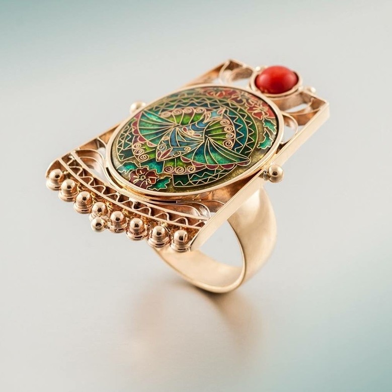 КОЛЬЦО "ПАВЛИН"