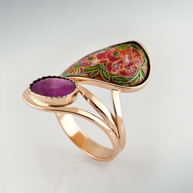 КОЛЬЦО "ФИОЛЕТОВЫЙ САПФИР"