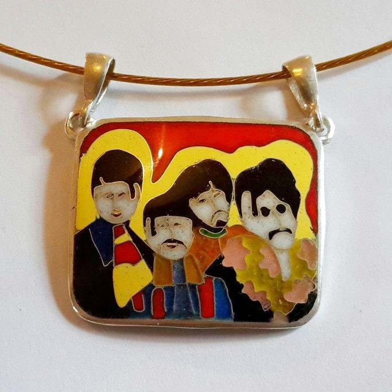 КУЛОН "БИТЛЗ"