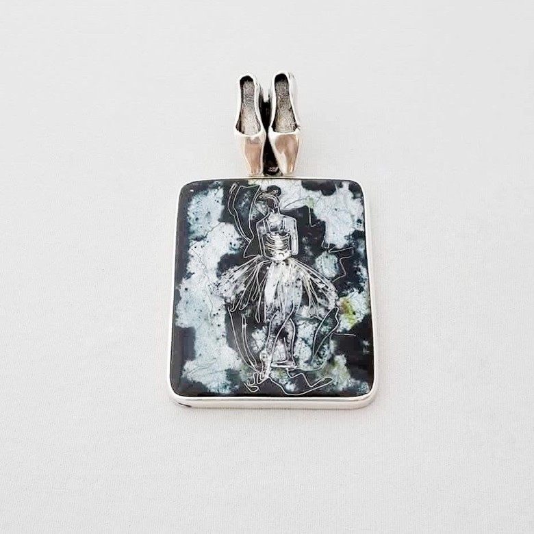 КУЛОН "БАЛЕРИНА С ПУАНТАМИ"