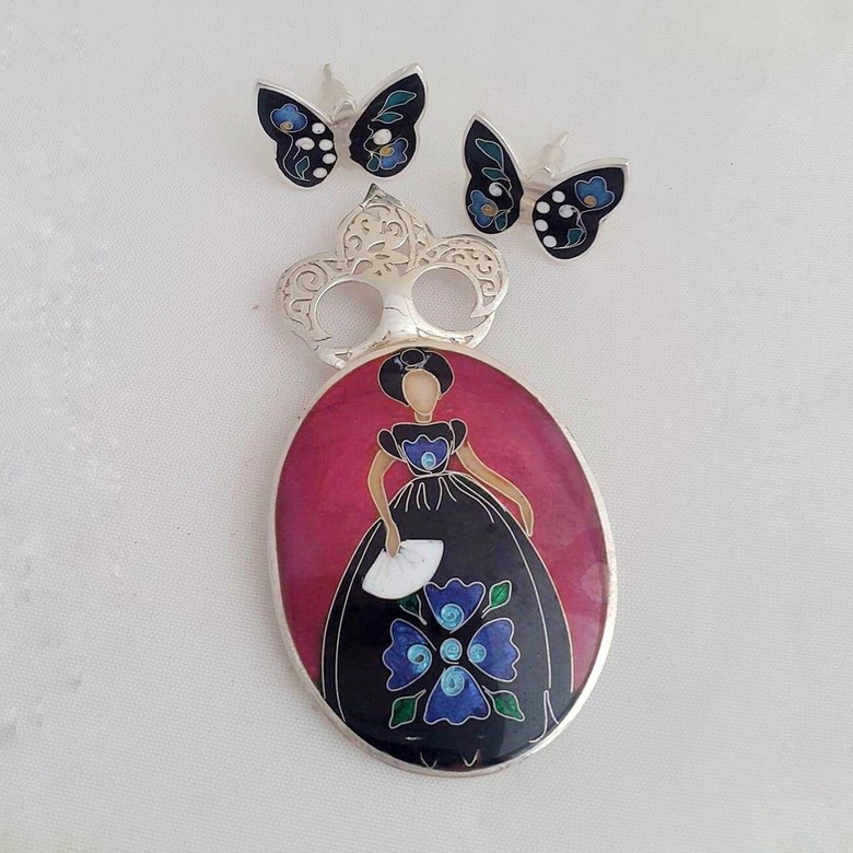 КОМПЛЕКТ "КНЯГИНЯ И БАБОЧКИ"