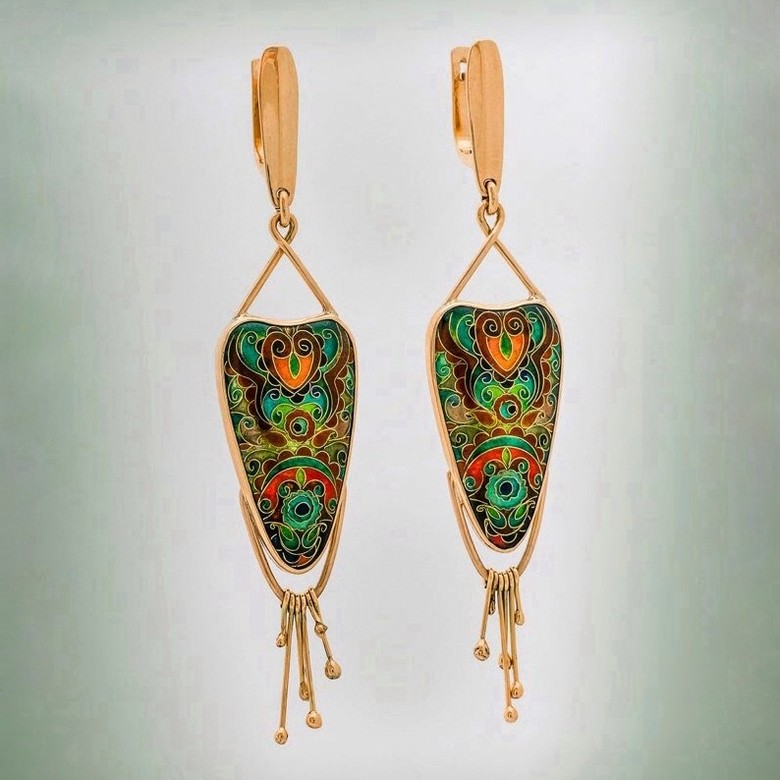 СЕРЬГИ "ИЗУМРУДНЫЕ ЛЕПЕСТКИ"