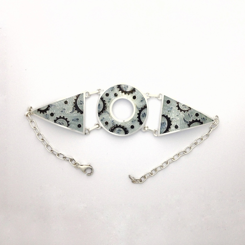 БРАСЛЕТ "КОЛЬЦА С ОРНАМЕНТОМ"